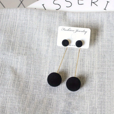 1pair New Black Wool Ball Earrings, Female Simple Autumn And Winter Velvet Round Ball Long Pendant Temperament Earrings Ear Studs, Ideal choice for Gifts