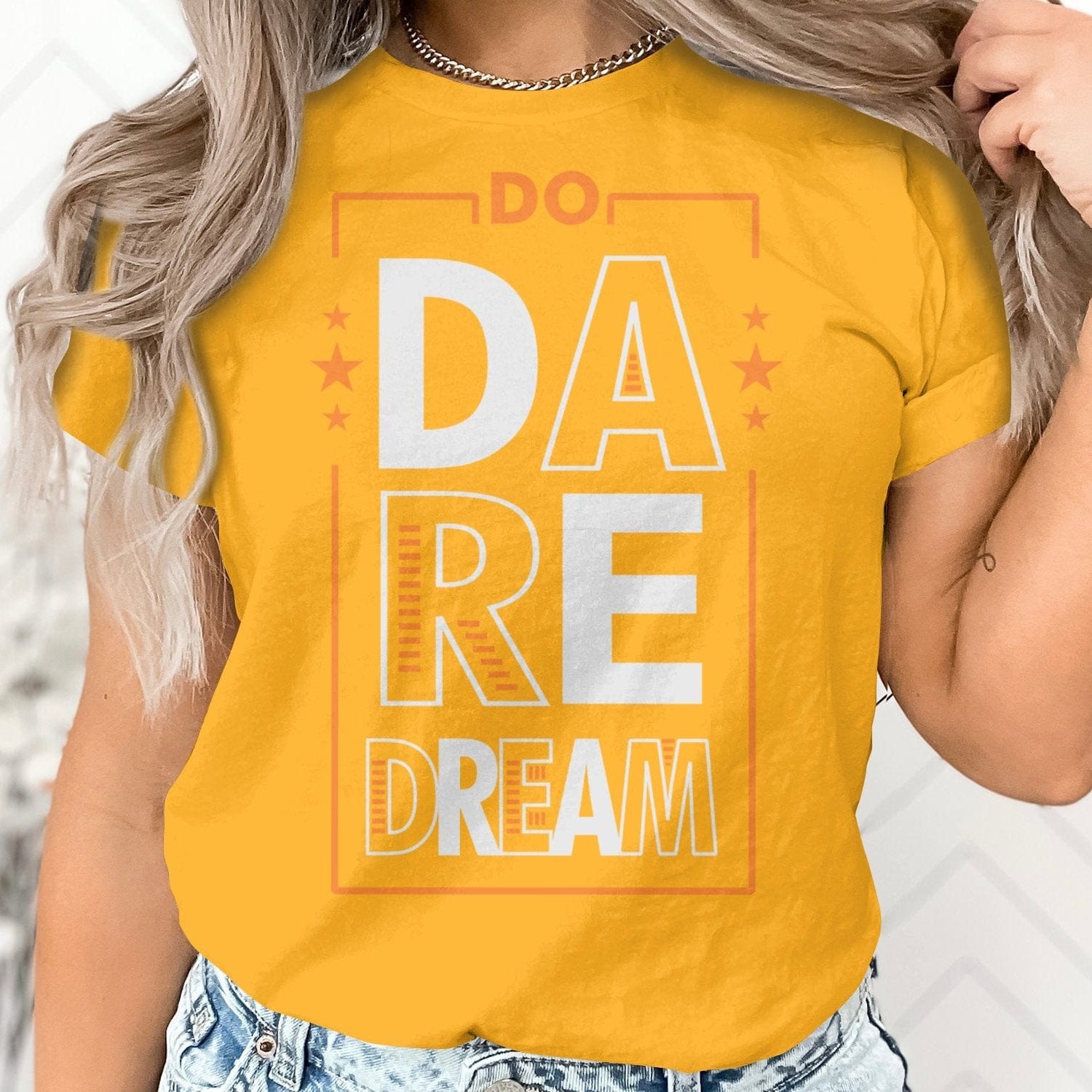 Printify T-Shirt Bold Ambitions, Brave Fashion: Dare to Dream Unisex Heavy Cotton Tee