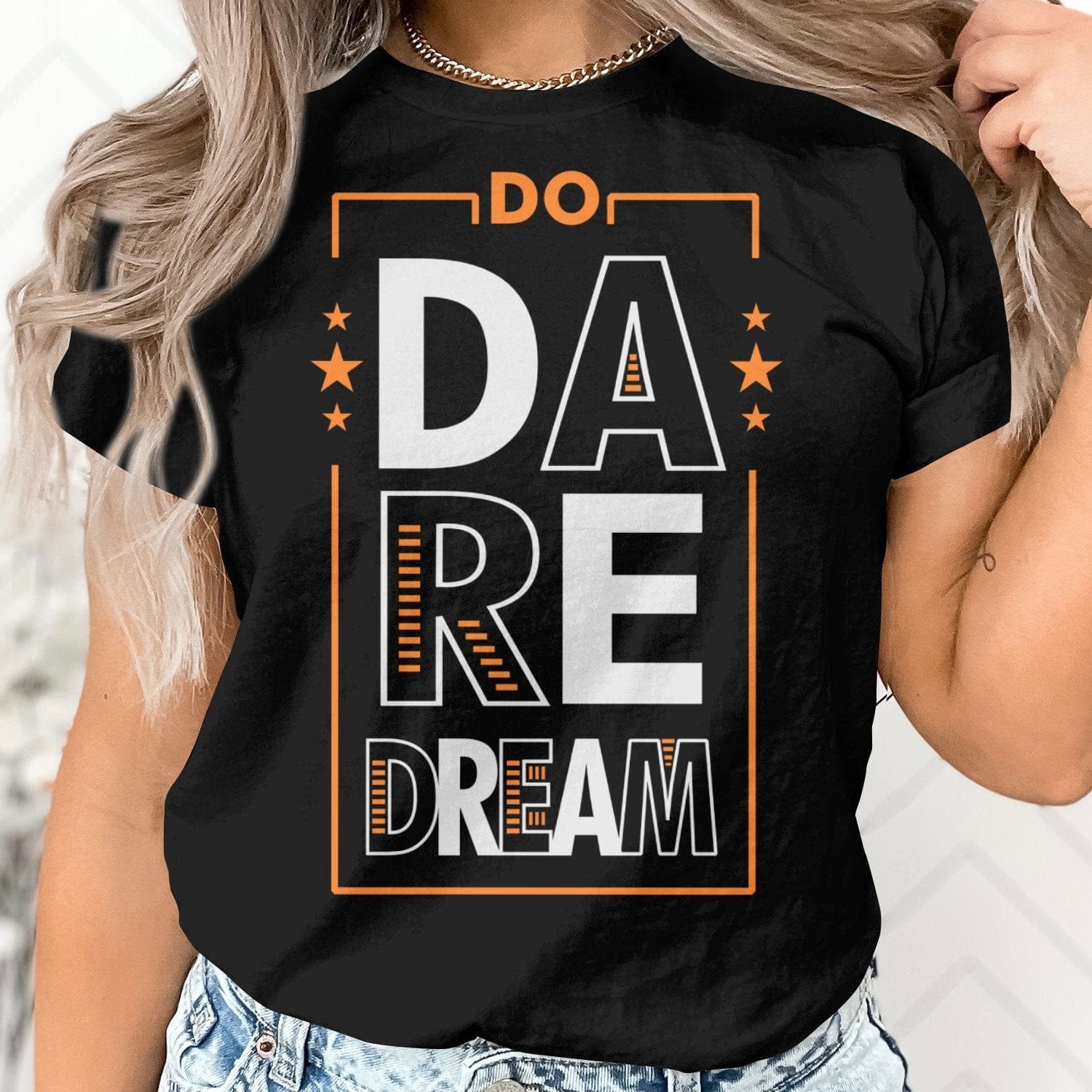Printify T-Shirt Bold Ambitions, Brave Fashion: Dare to Dream Unisex Heavy Cotton Tee
