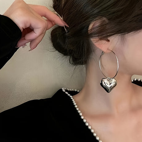 Large Hollow Circle With Heart Pendant Hoop Earrings Alloy Jewelry Elegant Luxury Style For Women Dating Earrings